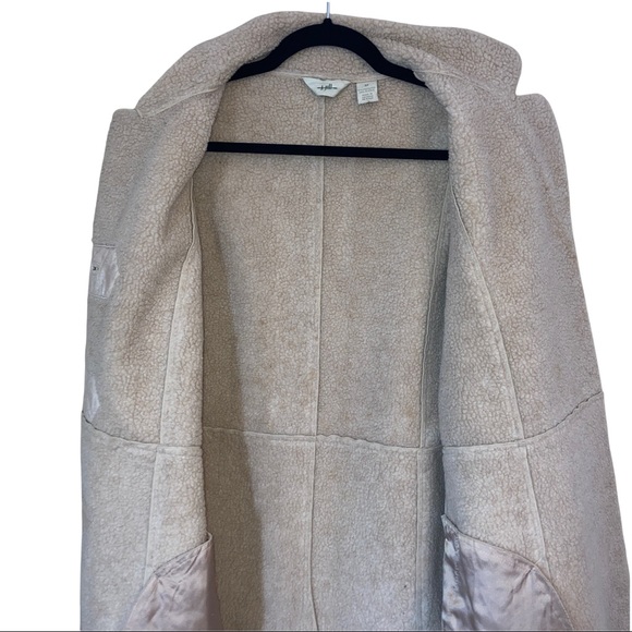 - J Jill Faux Shearling Long Coat  winter Jacket  EUC 🖤 gorgeous size M - Picture 7 of 15